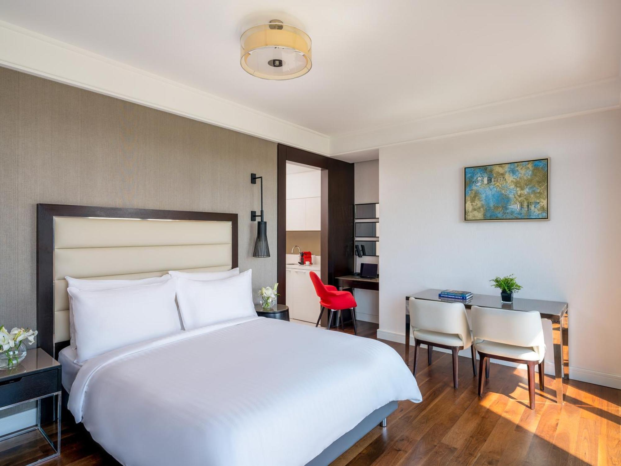 Mövenpick Istanbul Hotel Golden Horn Exteriör bild